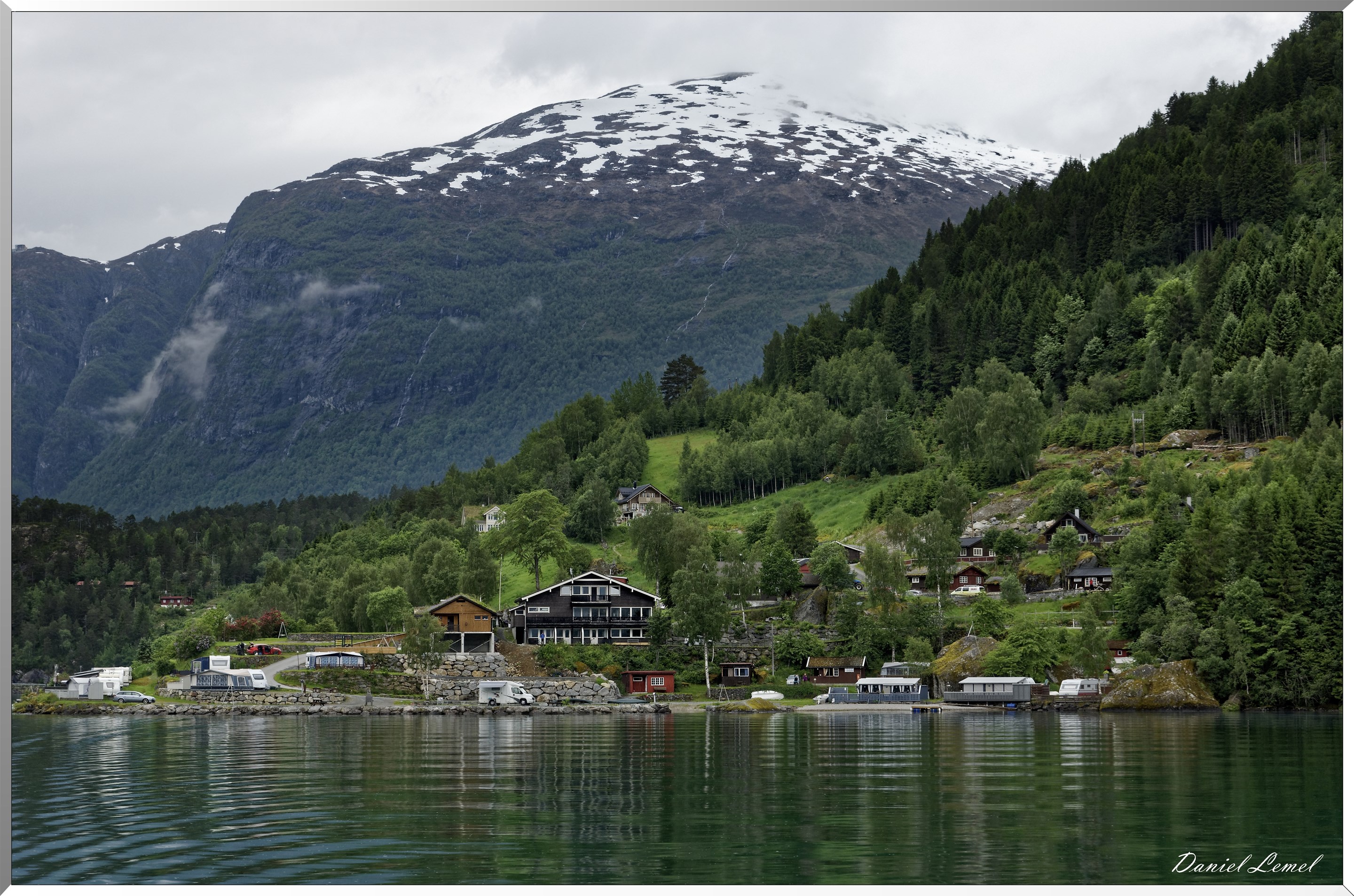 Le lac Lofvatnet