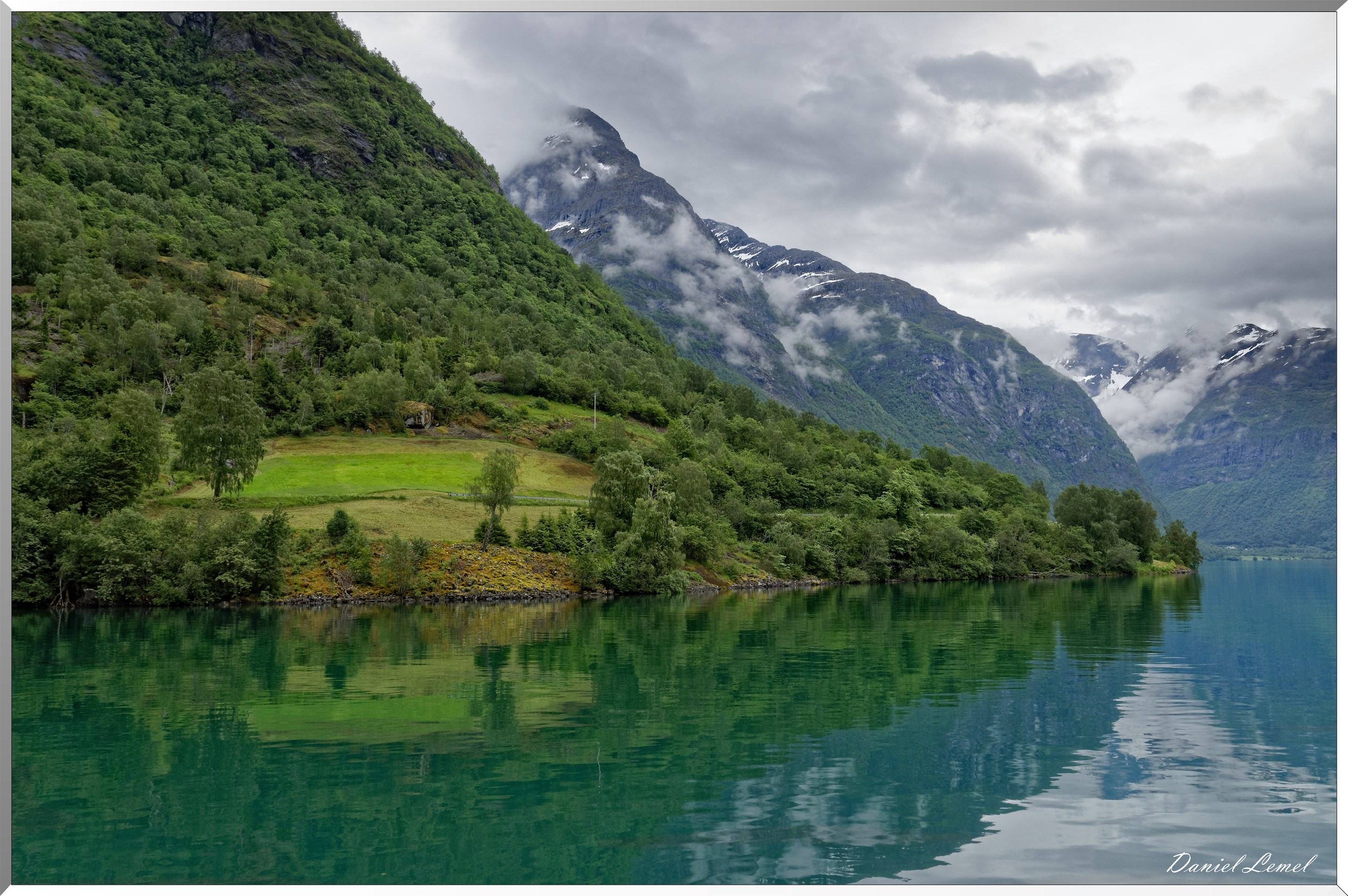 Le lac Lofvatnet
